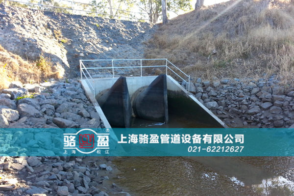 <a href=http://www.13yshop.cn target=_blank class=infotextkey>橡膠止回閥</a>的安裝