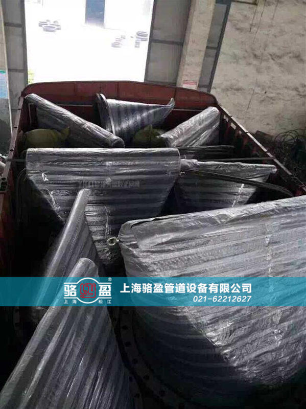 大批量法蘭式<a href=http://www.13yshop.cn/ target=_blank class=infotextkey><a href=http://www.13yshop.cn target=_blank class=infotextkey>鴨嘴閥</a></a>發(fā)貨現(xiàn)場(chǎng)